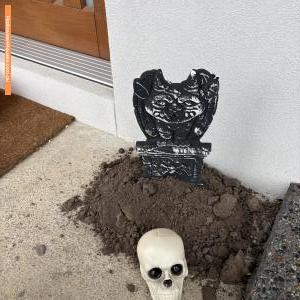 Halloween House at  Seaberry Promenade, Skye